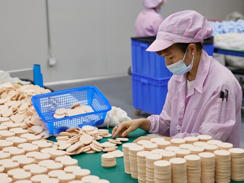 beauty-blender-manufacturer-warehouse