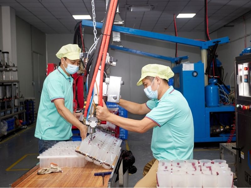 ponge-manufacturer-research-development