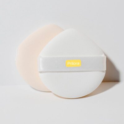 Eco-friendly air cushion puff made with certified recycled PU foam (GRS standard). Supports ESG compliance without compromising liquid foundation delivery performance — ideal for sustainable private label programs.